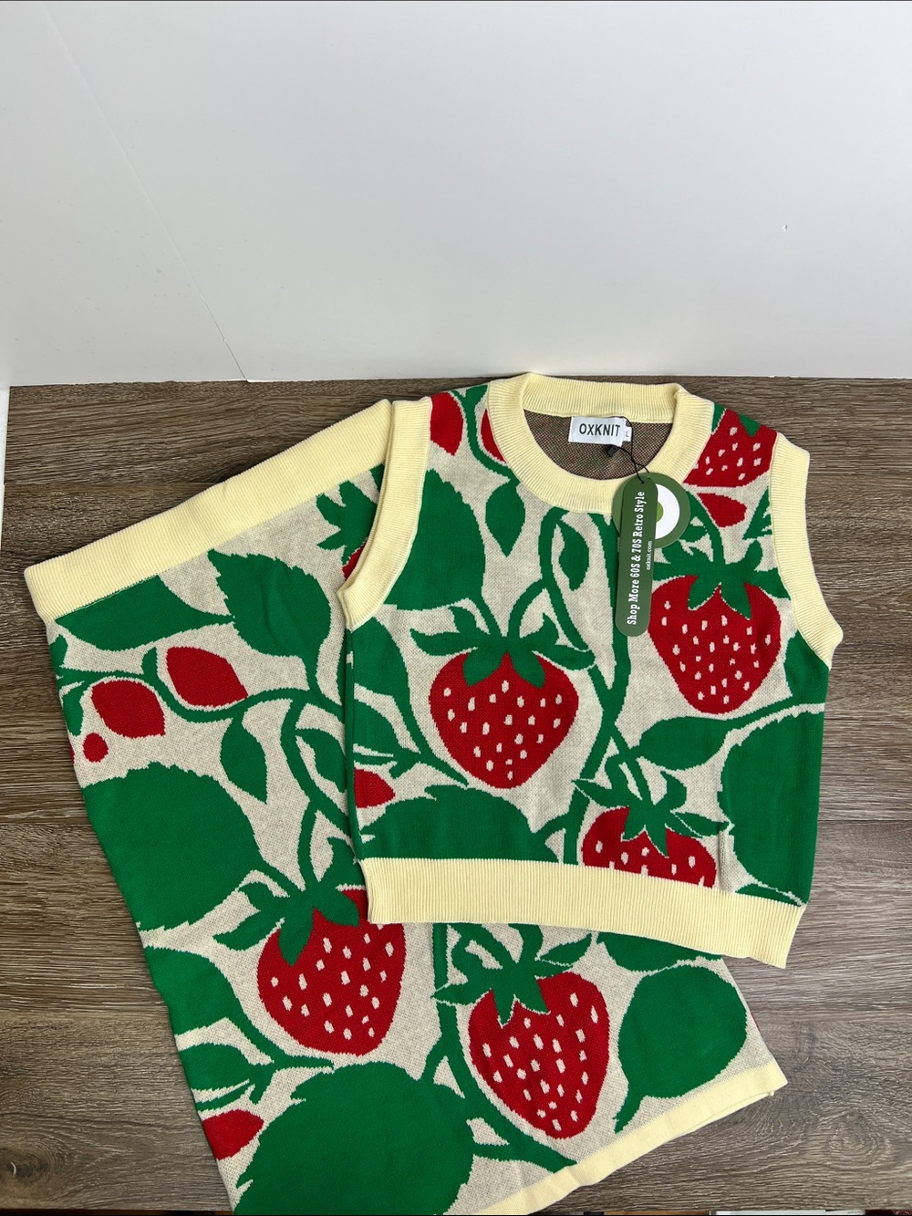 OXKNIT Retro Strawberry Knit Tank & Midi Skirt Set NWT Size Large - Picture 2 of 12